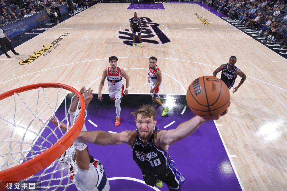 [NBA]哈登30分6篮板 快船战胜公牛.